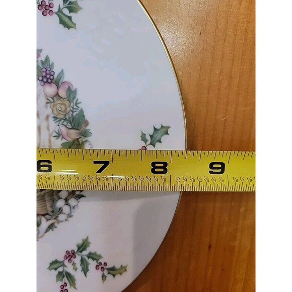 Vintage 1978 Royal Doulton Christmas Plate Bone China 2nd In Series 8.25in - Picture 3 of 4